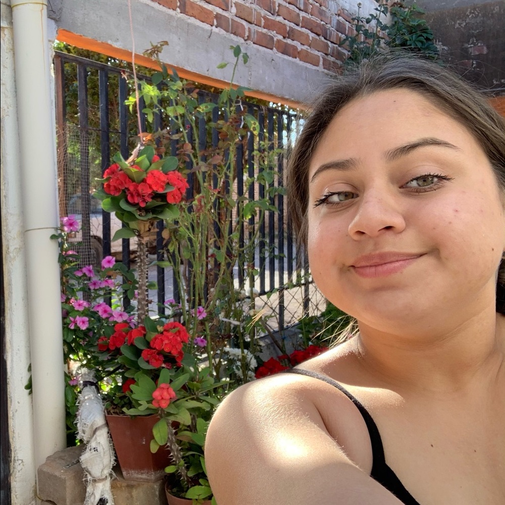 Meet your Posher, Edith